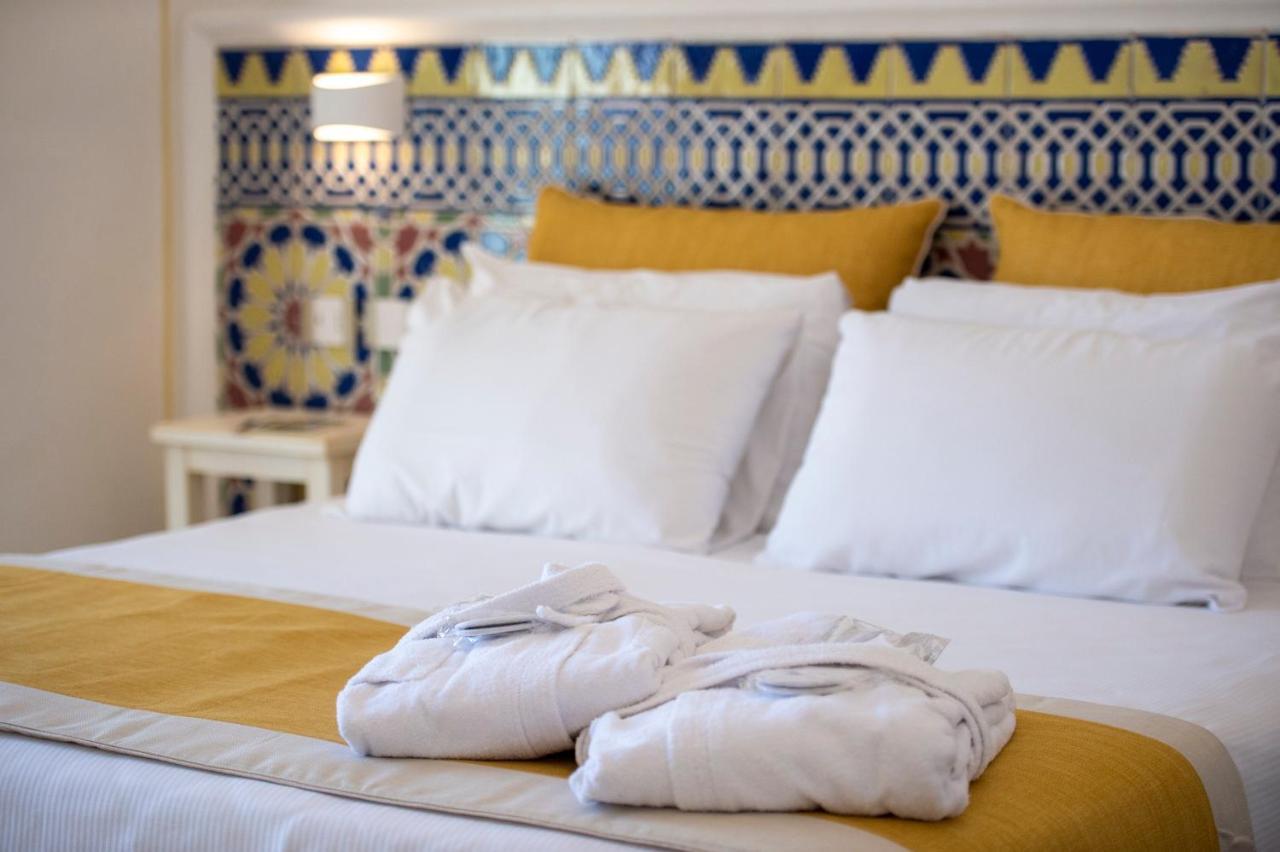 Deluxe Double Room with Terrace and Sea View,1005191446:JPEG